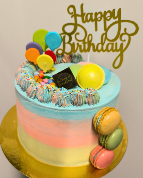 Gateau Happy Birthday